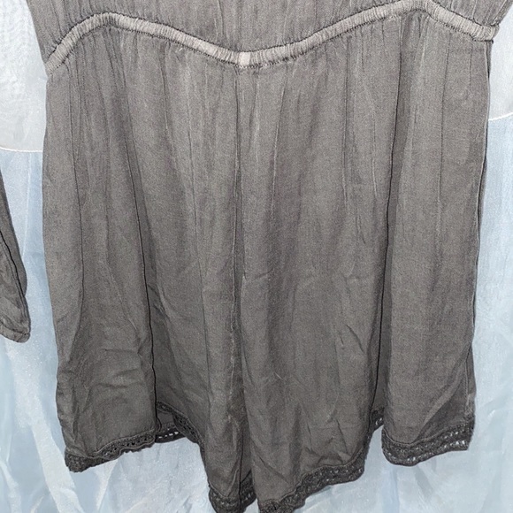 NWT HELLO NITE! ASH GREY LONG SLEEVE ROMPER CROCHET TRIM SZ S - Picture 11 of 12